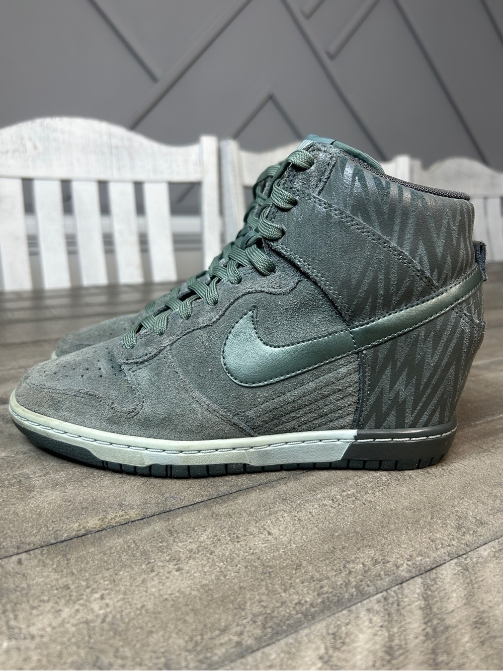 Nike Dunk Sky Hi Hidden Wedge Print Sneakers Dark Mica Green Women’s Size 8